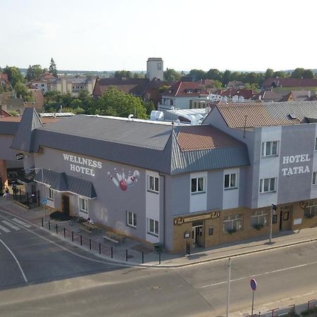 Hotel Tatra Nový Bydžov Exteriér fotografie